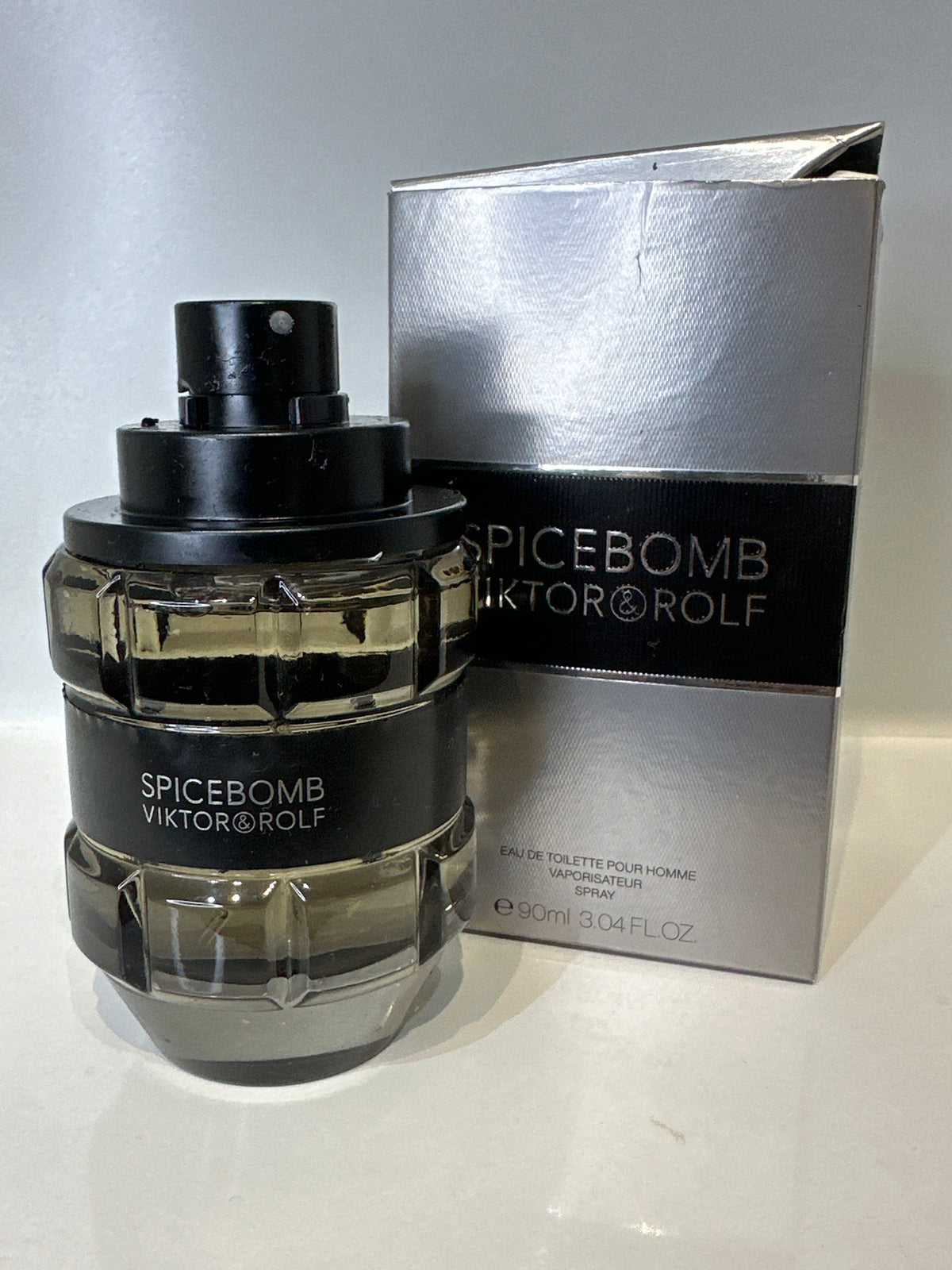 Spice bomb 100 ml flacon original rempli avec inspiration